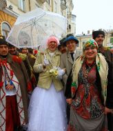 Участники парада Маланок