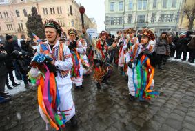 Участники парада Маланок