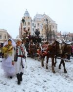 Участники парада Маланок