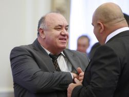 Nikolay Zlochevskiy and Vasiliy Tsushko