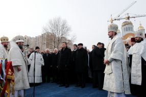 Учасники богослужіння