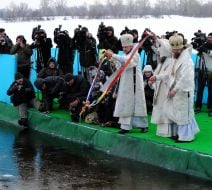 Участники богослужения