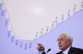 Микола Азаров