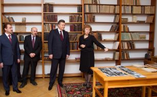 Viktor Yanukovich, Aleksandr Popov and Svetlana Pankova