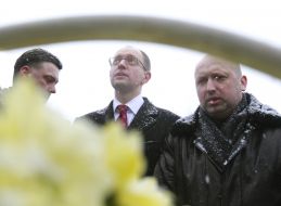 Олег Тягнибок, Арсеній Яценюк та Олександр Турчинов