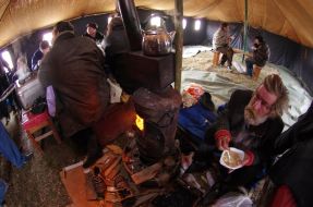 Пункт обогрева населения в Севастополе