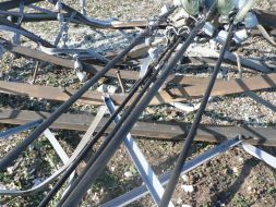 Разобранная опора магистральной линии