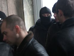 Сотрудники милиции