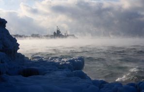 A ship goes on a soaring sea