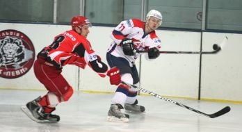 Хоккей. ХК "Львы" (Львов) - ХК "Акулы" (Харьков)