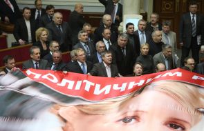 Deputies from the "BYT-Fatherland" unfurled a poster with a portrait of Timoshenko