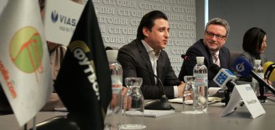 Aleksandr Denisov and Eric Franke