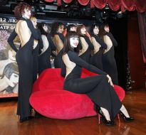 Crazy Horse Paris Cabaret participants