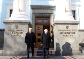 Dmitriy Salamatin and Mikhail Yezhel