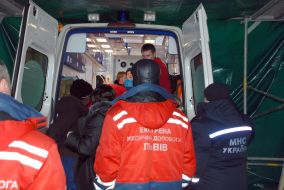 Rescuers of Ministry emergency of measures near resuscitation ambulance