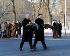 Nikolay  Azarov and Valdis Dombrovskis