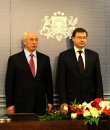 Nikolay  Azarov and Valdis Dombrovskis