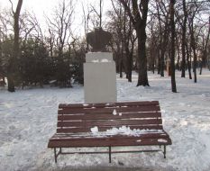 Monument to Ivan Michurin broken by vandals