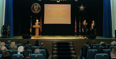 Nikolay Azarov and Sergey Chervonopiskiy