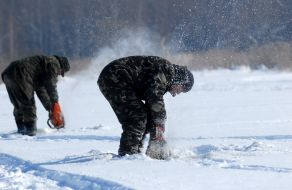 Акция по предупреждению заморных явлений у рыбы