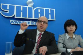 Dmitriy Garniy and Aleksandra Fedak