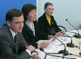 Yuriy Pavlenko, Yekaterina Levchenko and Alla Shlapak