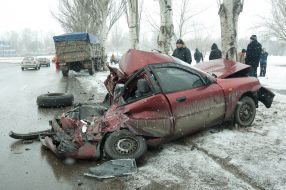 Пошкоджений автомобіль Daewoo Lanos