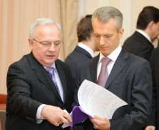 Anatoliy Bliznyuk and Valeriy Khoroshkovskiy
