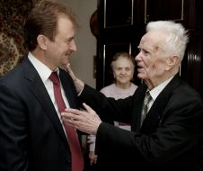 Alexandr Popov and Yevgeniy Bereznyak