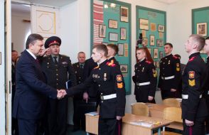Viktor Yanukovich in the military lyceum named. Ivan Bohun