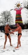 Amateurs of the winter swimming
