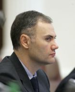 Юрий Колобов