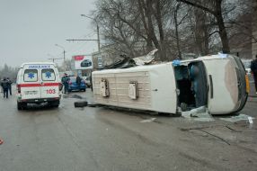 Перевёрнутое маршрутное такси