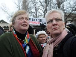 Walburga Douglas and Asa Lindestam