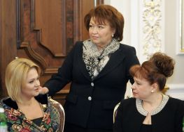 Nataliya Buchinskaya, Tatyana Bakhteeva and Nina Karpachova