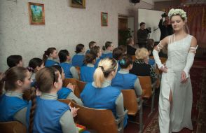 The fashion show in a penal colony