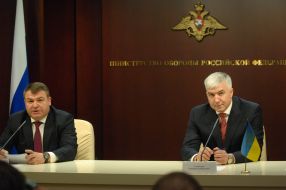 Dmitriy Salamatin and Anatoliy Serdyukov