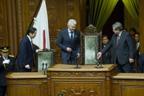 Takahiro Yokomiti and Vladimir Litvin