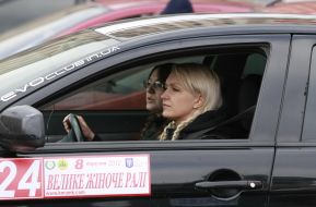 Participants Large womanish raly