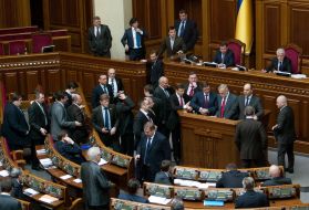 The opposition blocked the rostrum BP
