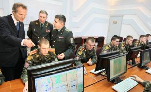 Robert Leigh Turner and Pavel Tkachuk