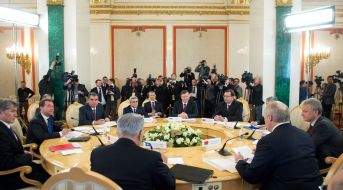 Viktor Yanukovich and Dmitriy Medvedev