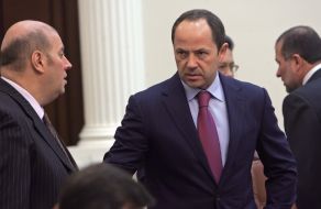 Mihail Brodskiy and Sergey Tihipko