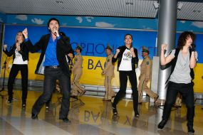 Виталий Козловский и ансамбль Госпогранслужбы Украины