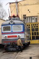 Electric locomotive