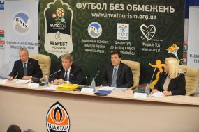 Aleksandr Lukyanchenko, Valeriy Sushkevich and Andrey Shyshatskiy