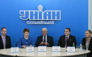 Press-conference participants