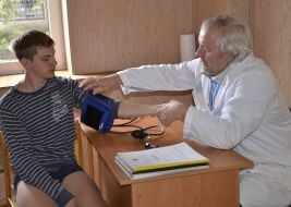 Conscript passes a medical examination