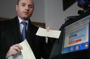 Опытный образец терминала самообслуживания по печати проездных документов