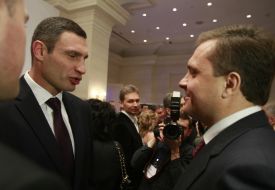 Vitaliу Klitschko and Sergeу Lуovochkin